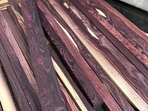 .75" x .75" x 8-10" Mexican Kingwood (Camatillo) Turning Squares