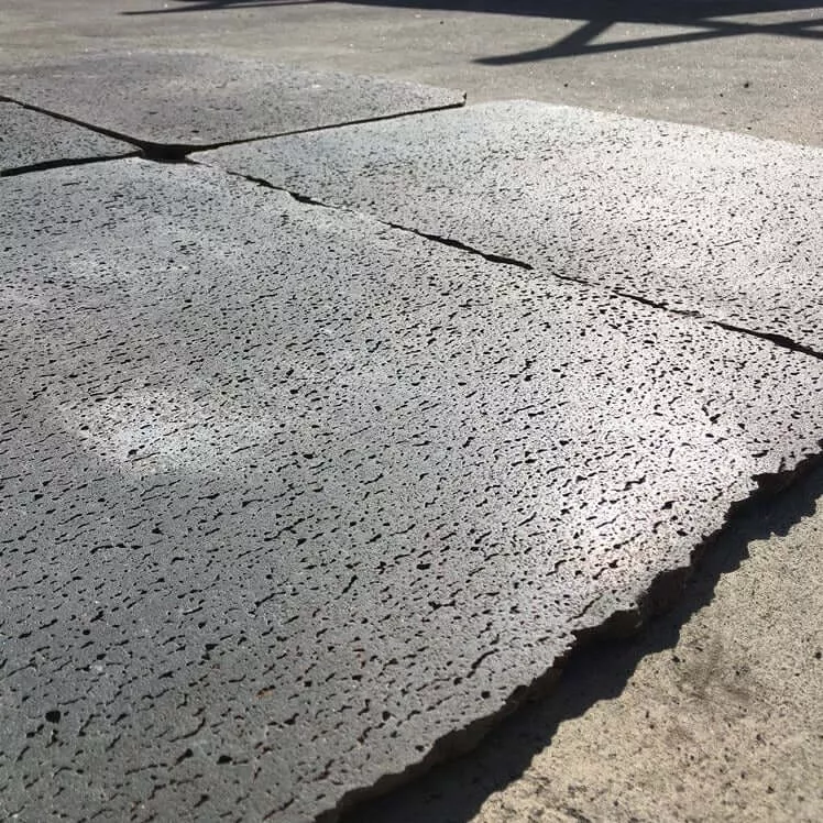 PUKA LAVA GREY - RECTANGLE RANDOM EDGE, Basalt brushed - 36" x 24" x 3/4" Paver (6 SF/PC)