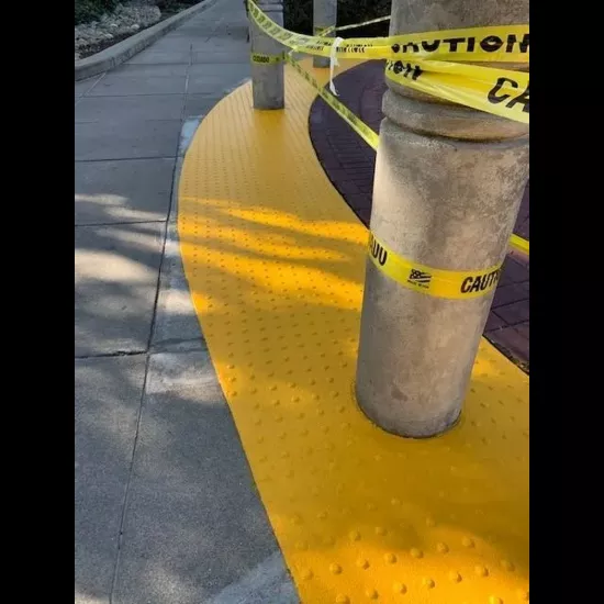 Safety Step - Inline Mat - Textured - 2' x 10' - Yellow