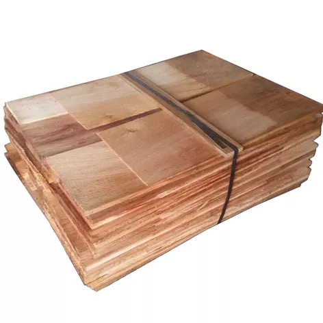 Western Red Cedar Shingles BLUE LABEL 2.33M SQ Coverage Per Bundle
